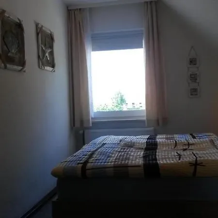 아파트 Ferienwohnung Moenchgut Boddenblick 1 Groß Zicker