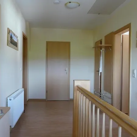 아파트 Ferienwohnung Moenchgut Boddenblick 1